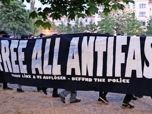 Free all Antifas